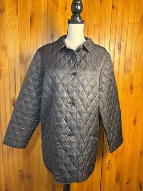 Jaclyn Smith Black Quilted Button-Front Jacket with red plaid inside, size XL